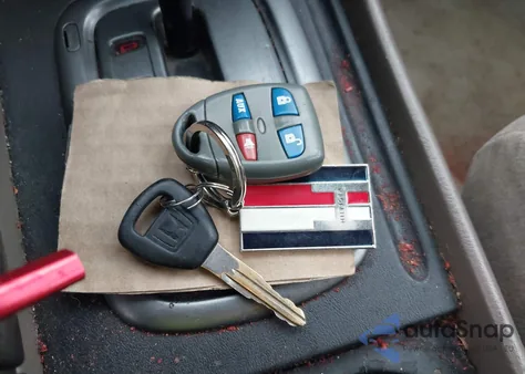 2001 Honda Accord 3.0 Lx из США, поврежденный, VIN 1HGCG16451A066792